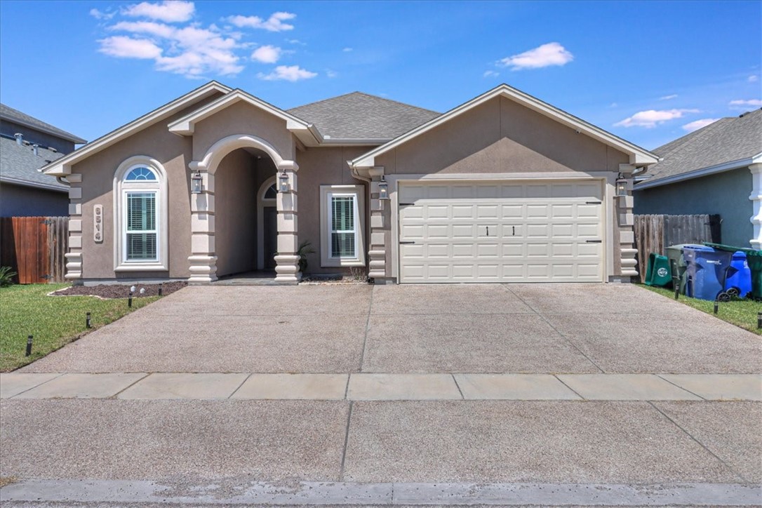 6514 Paddington Dr Property Photo