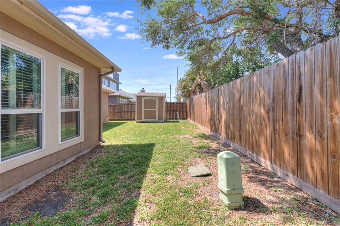 6514 Paddington Dr Property Photo 39