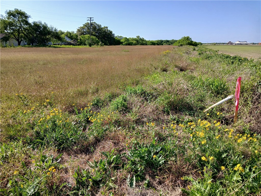 00 W Tx-44 Property Photo