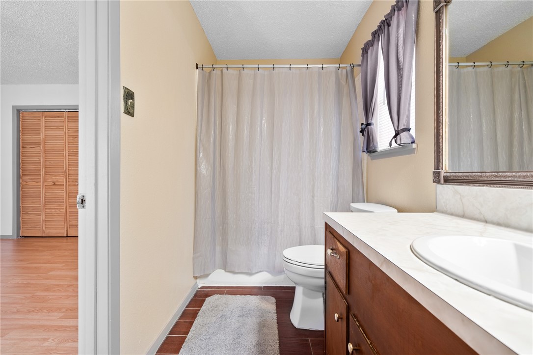 1038 Houston S Property Photo 14