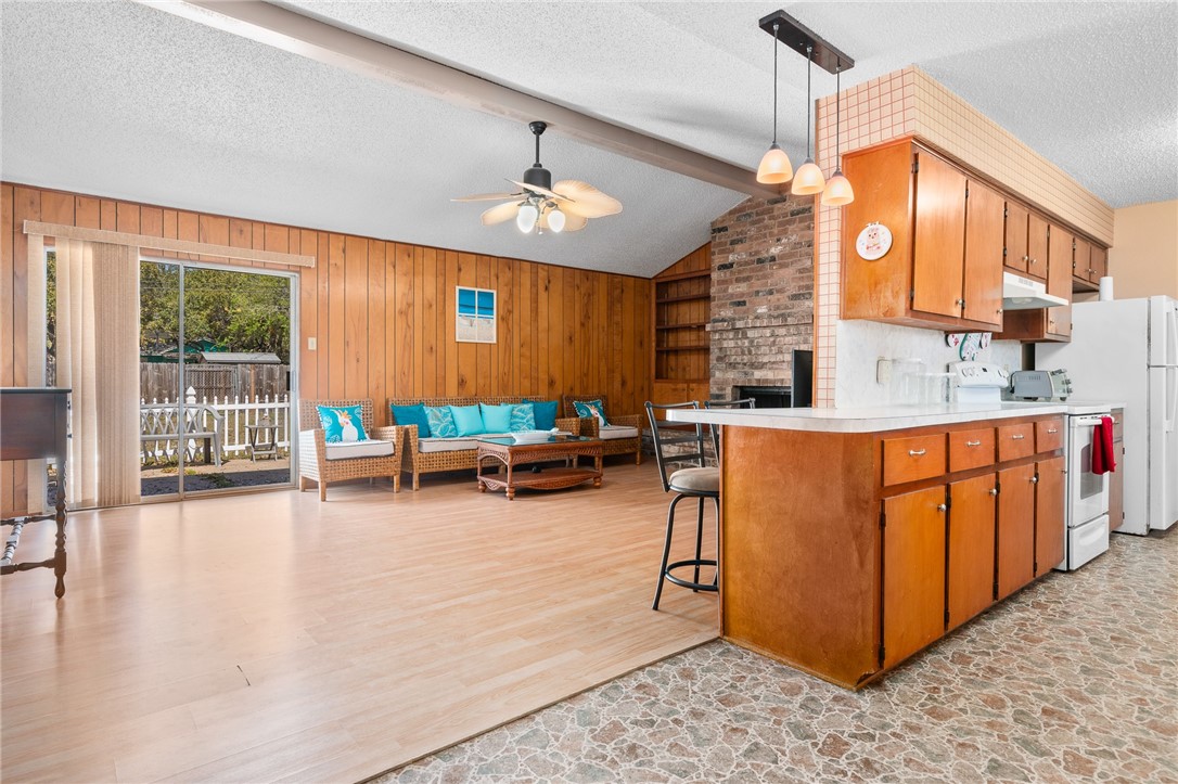 1038 Houston S Property Photo 17