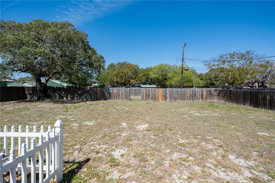 1038 Houston S Property Photo 29