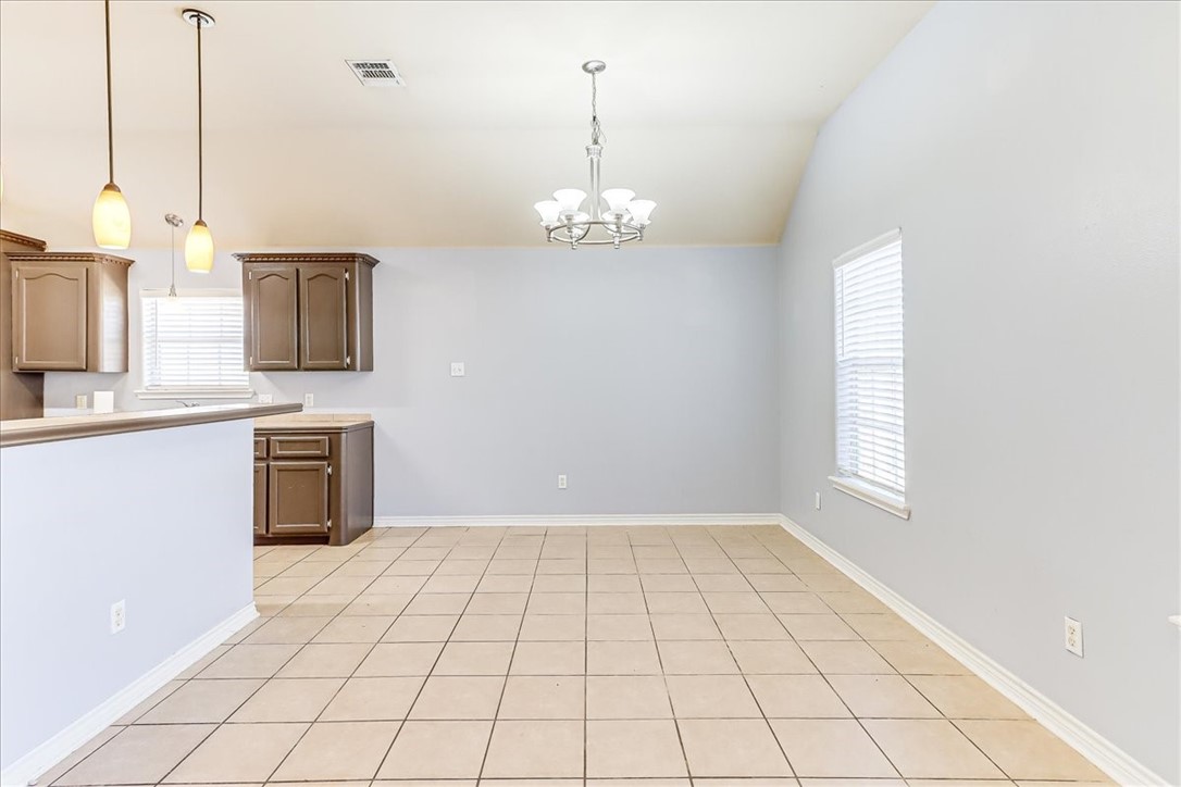 15538 Dyna St Property Photo 12