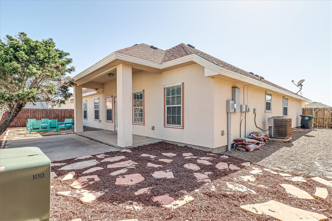 15538 Dyna St Property Photo 38