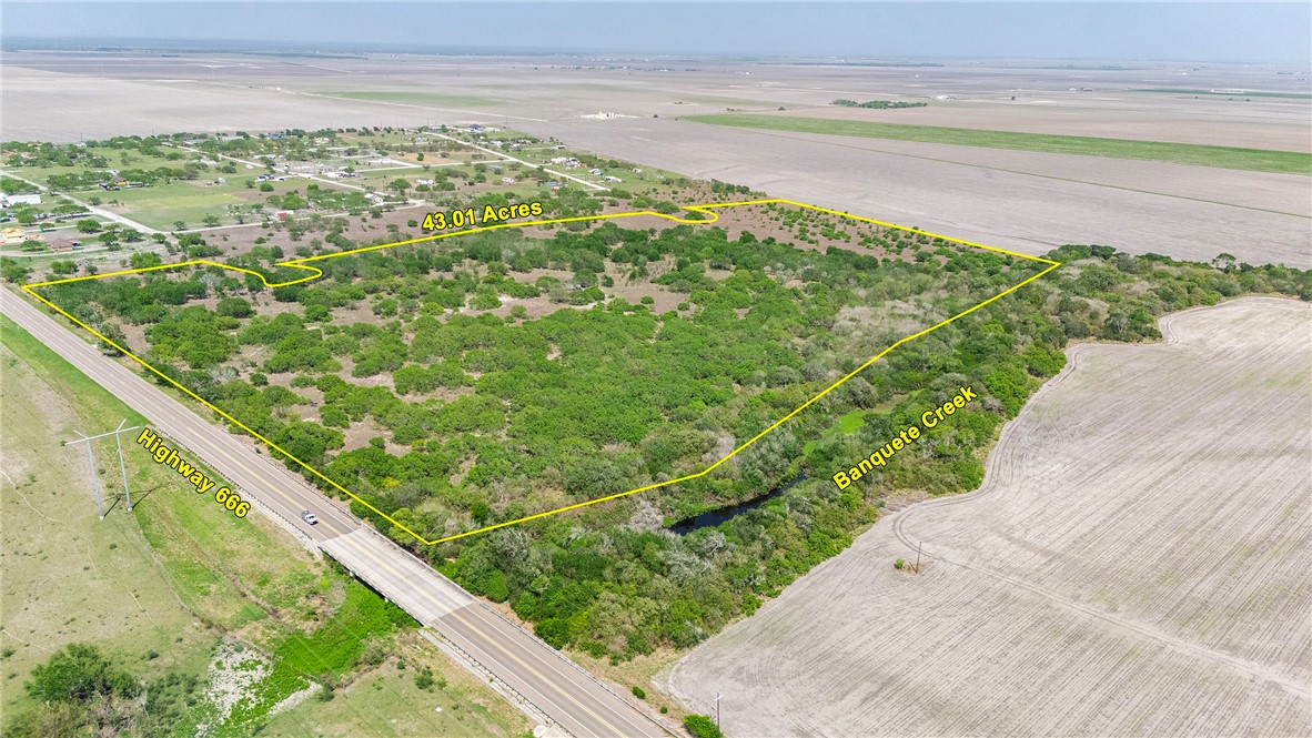 00 Fm 666 Dr Property Photo