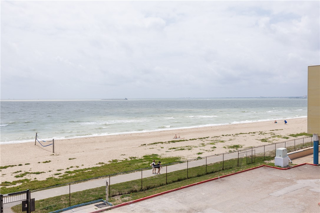 3938 Surfside Blvd 3206 Property Photo 2