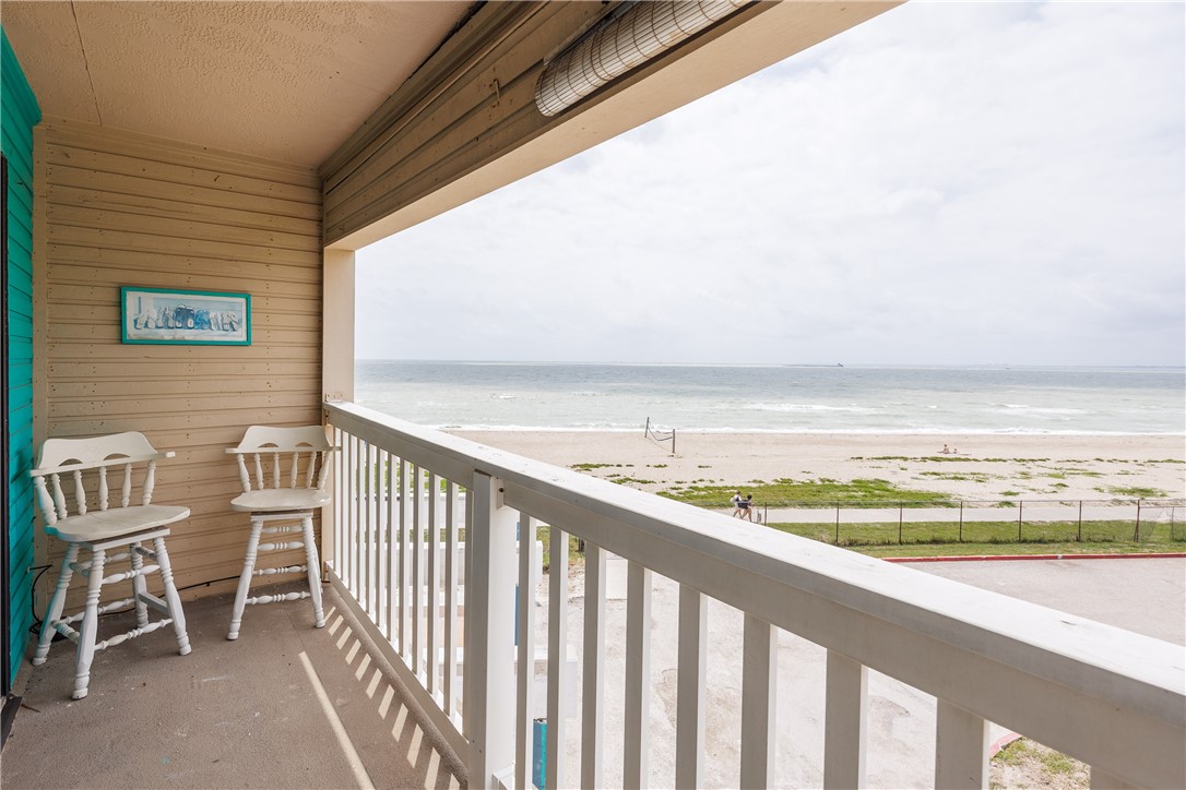 3938 Surfside Blvd 3206 Property Photo 3