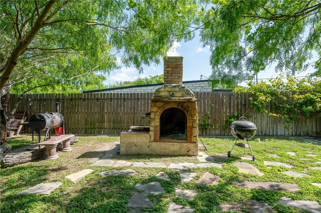 409 Copano Bay Dr Property Photo 6