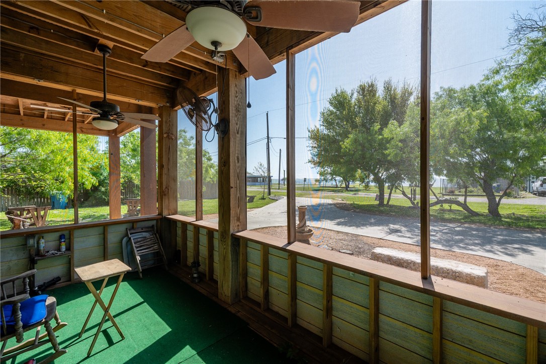 409 Copano Bay Dr Property Photo 8