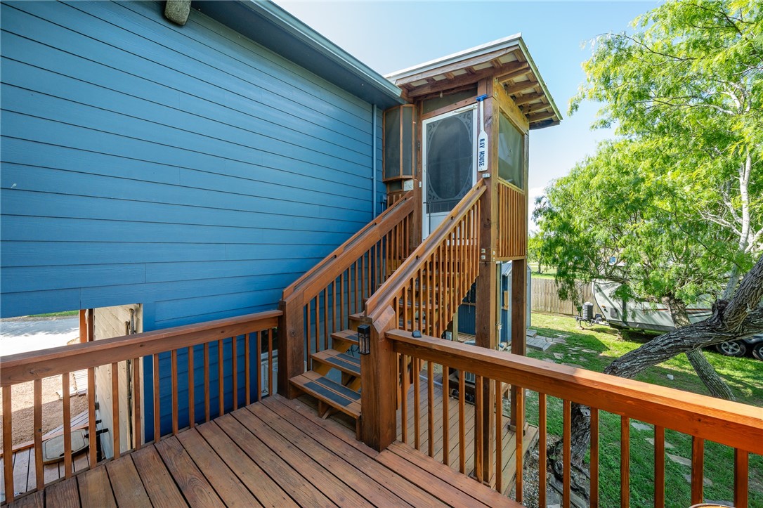 409 Copano Bay Dr Property Photo 10