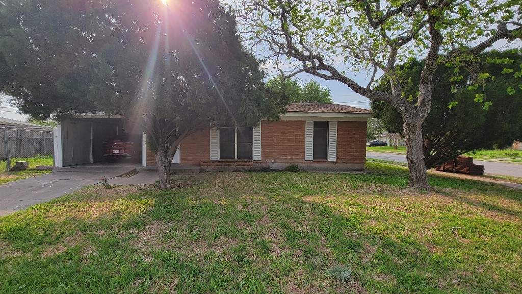 4634 Branscomb Dr Property Photo