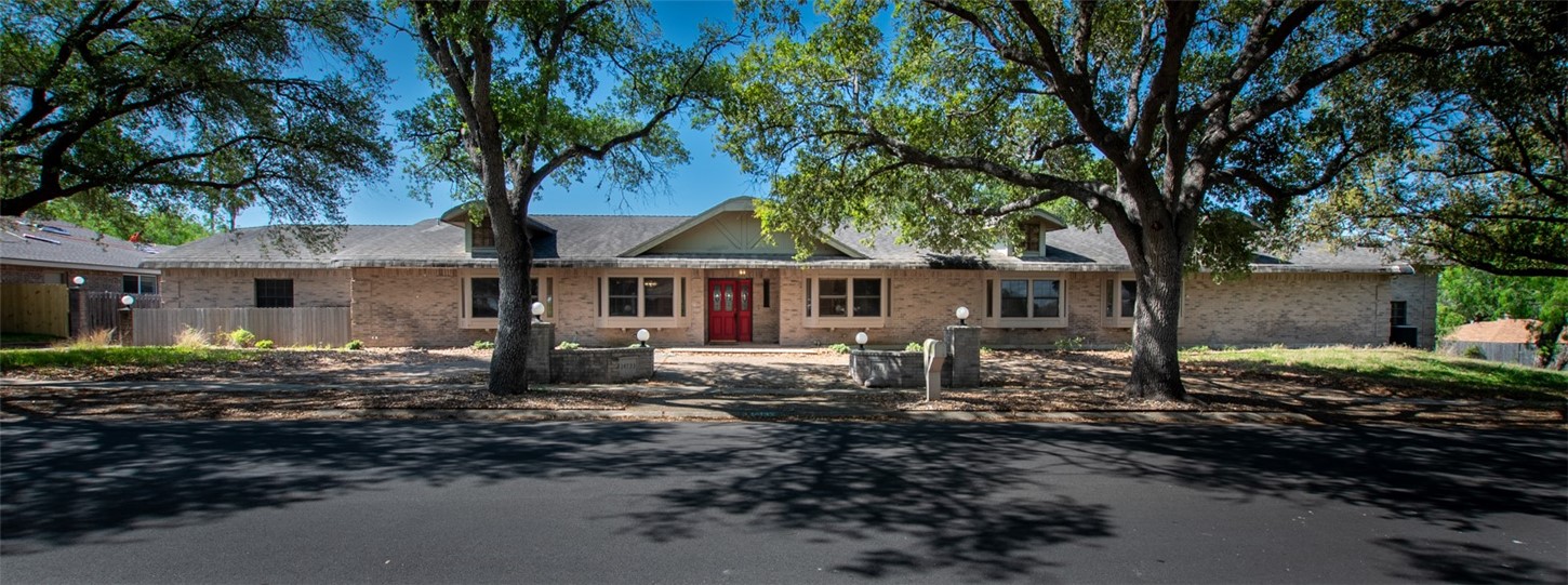 14733 Red River Dr Property Photo 1
