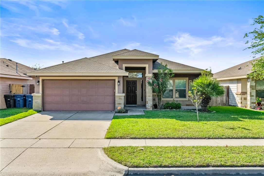 2582 Date Palm Dr Property Photo 1