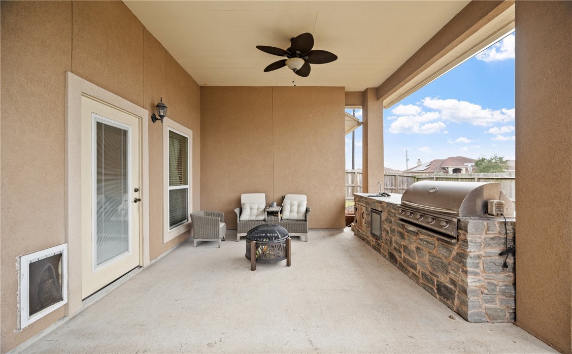 7513 E Lake Dr Property Photo 18