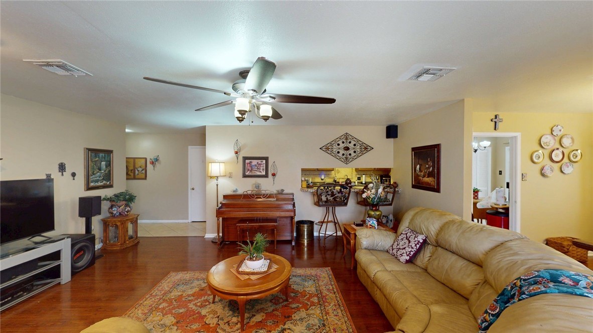 3341 Celon Dr Property Photo 6