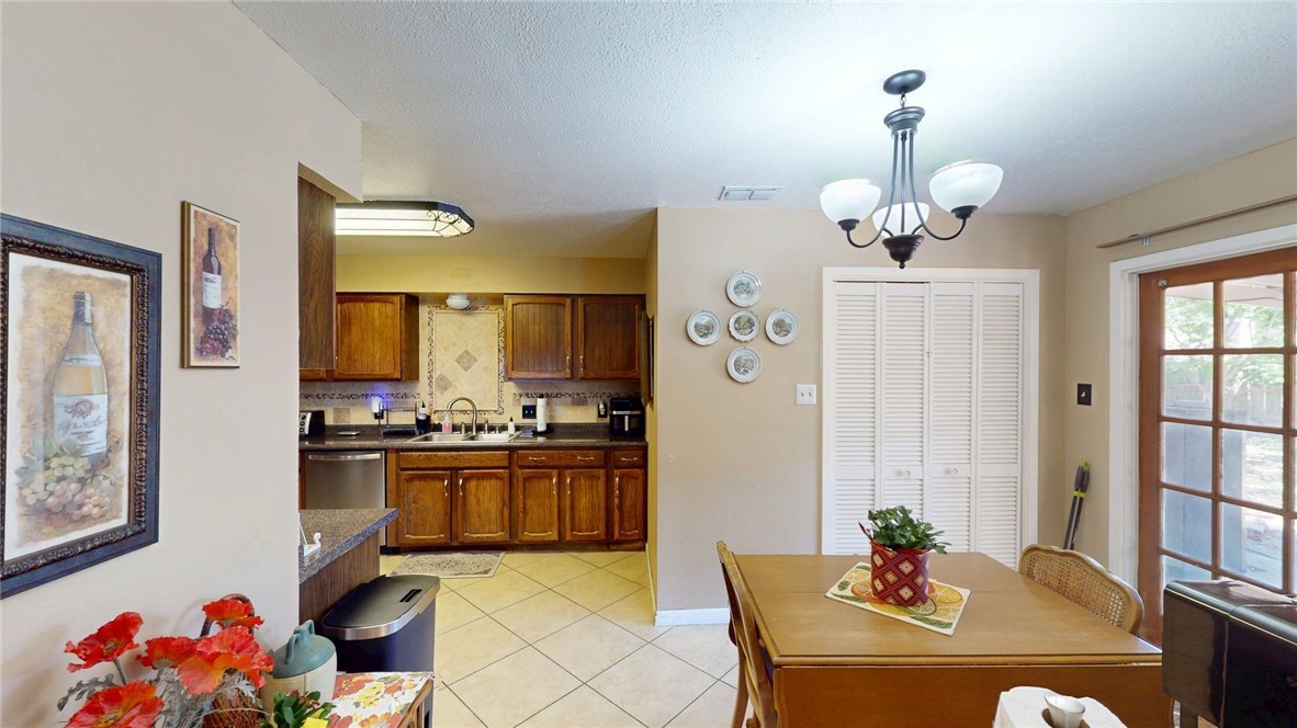 3341 Celon Dr Property Photo 14