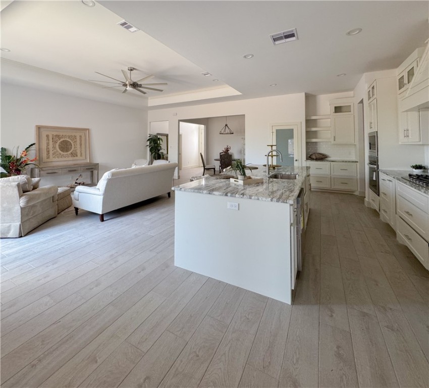 3525 Sahar Lake Property Photo 5