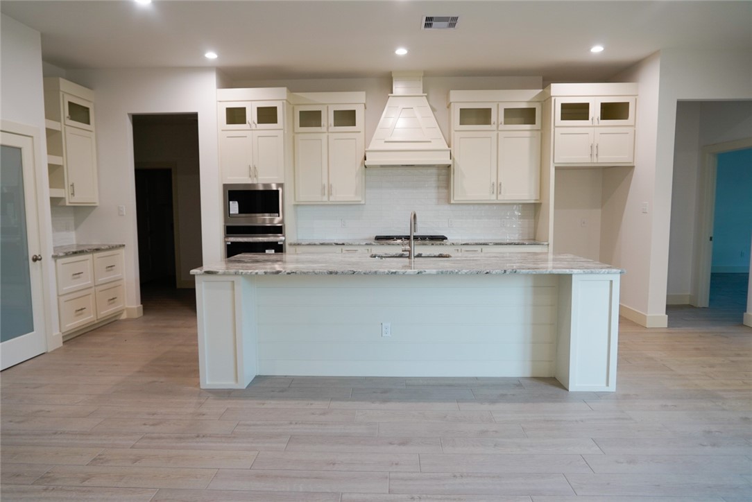 3525 Sahar Lake Property Photo 12