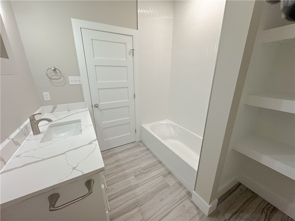 3529 Sahar Lake Property Photo 14