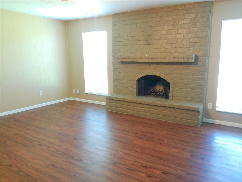 4002 Hurlwood Property Photo 3
