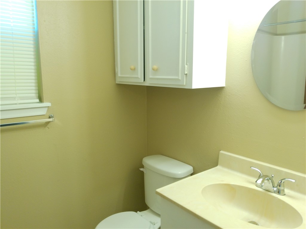 4002 Hurlwood Property Photo 9