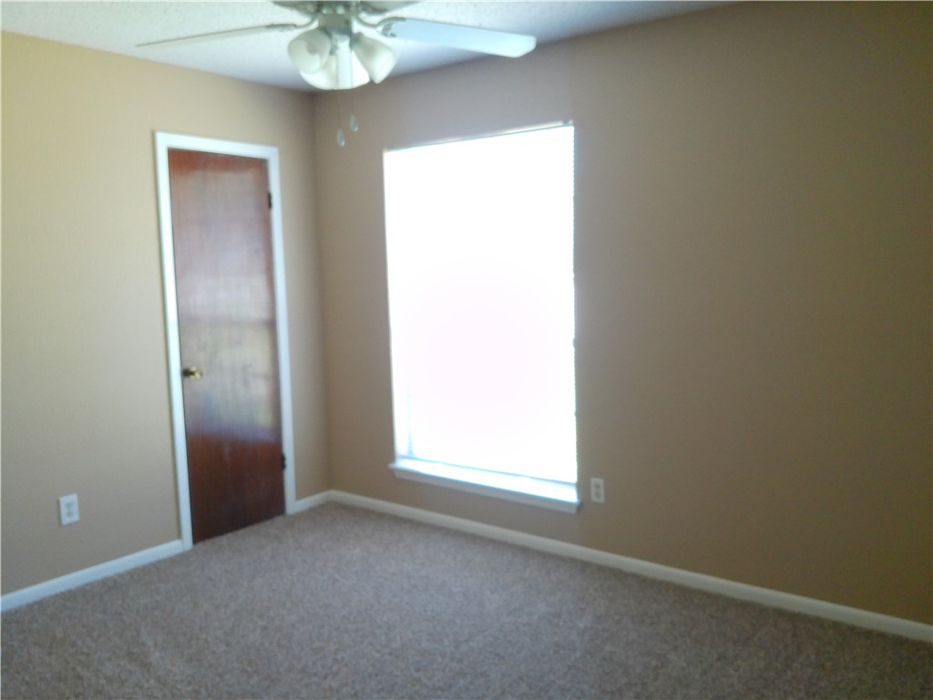 4002 Hurlwood Property Photo 10