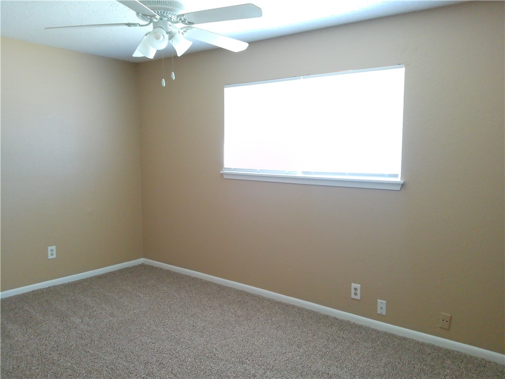 4002 Hurlwood Property Photo 12