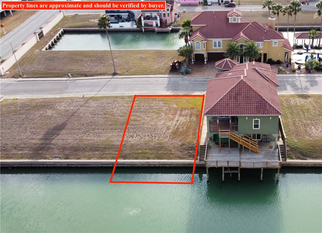 710 Snug Harbor Property Photo 2