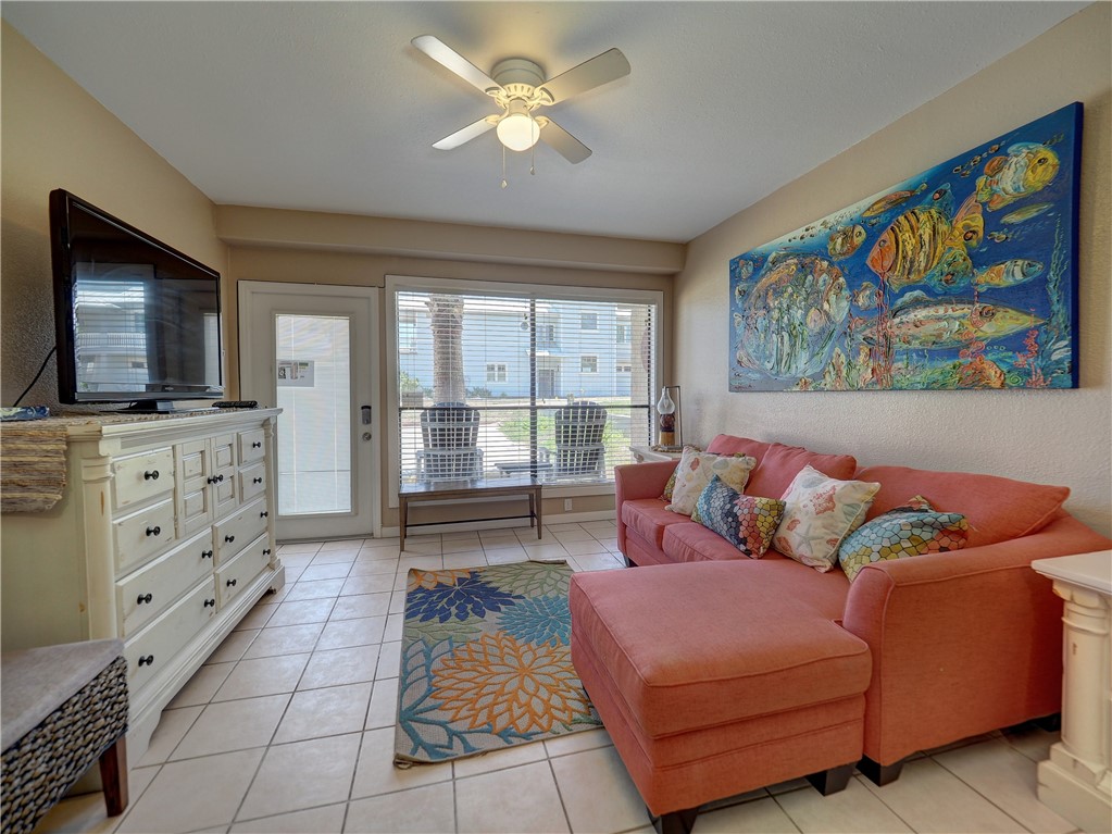 810 Banyan Beach Dr 160 Property Photo 5