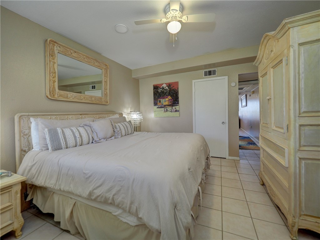 810 Banyan Beach Dr 160 Property Photo 16