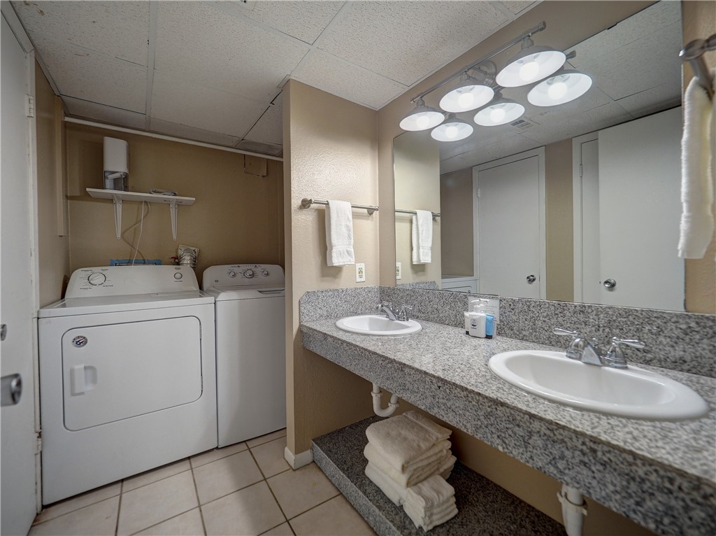 810 Banyan Beach Dr 160 Property Photo 19