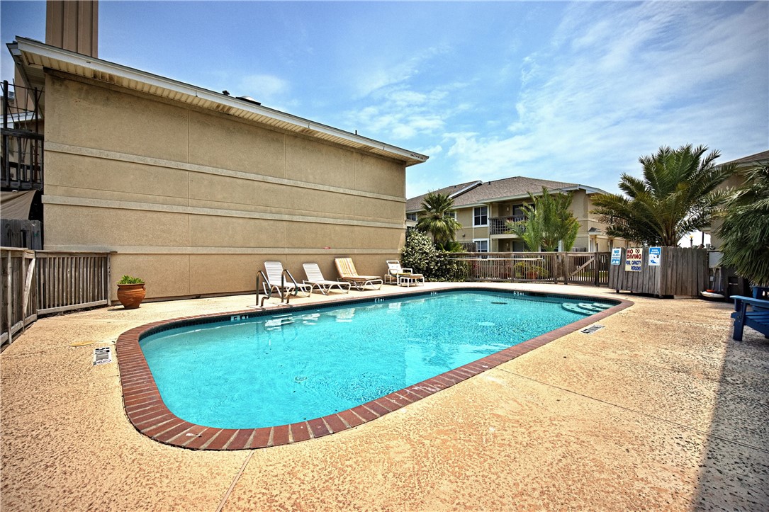 15125 Leeward Dr Property Photo 27