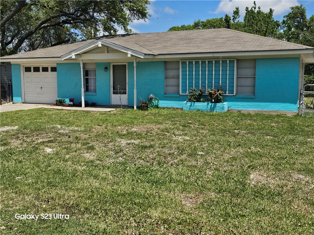 1330 Red Bird Dr Property Photo 1