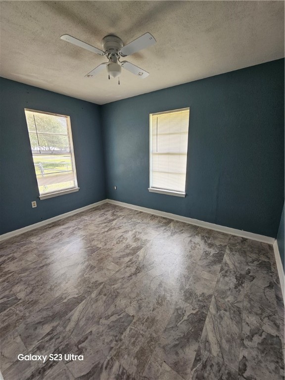 1330 Red Bird Dr Property Photo 14