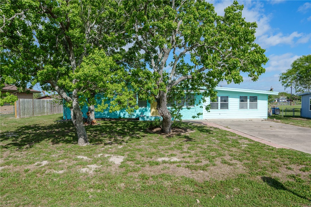 149 Woodhaven Property Photo 3