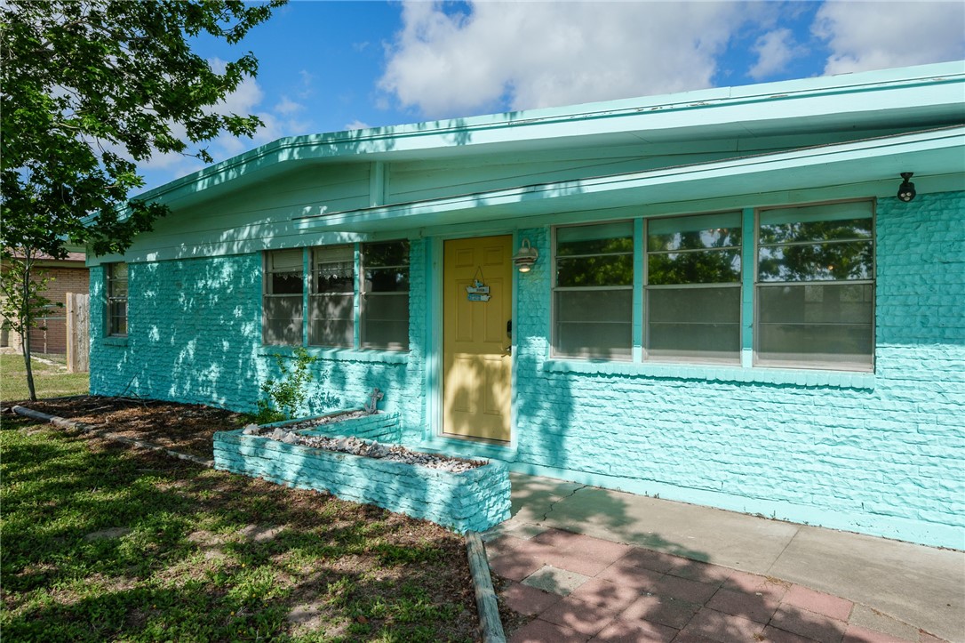 149 Woodhaven Property Photo 4