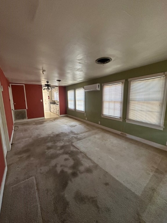 207 W Vance St Property Photo 4