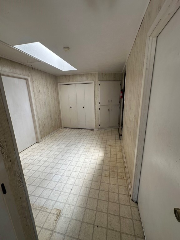 207 W Vance St Property Photo 8
