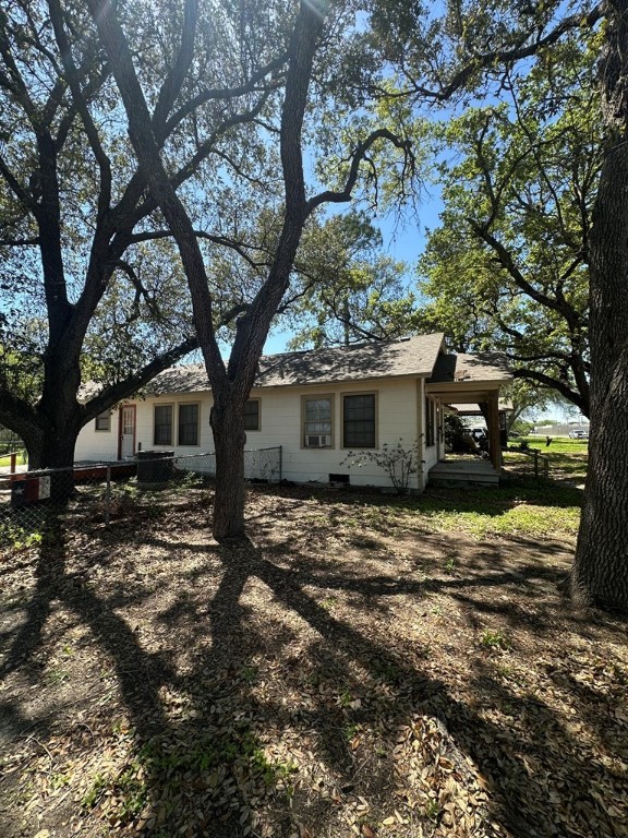 207 W Vance St Property Photo 18
