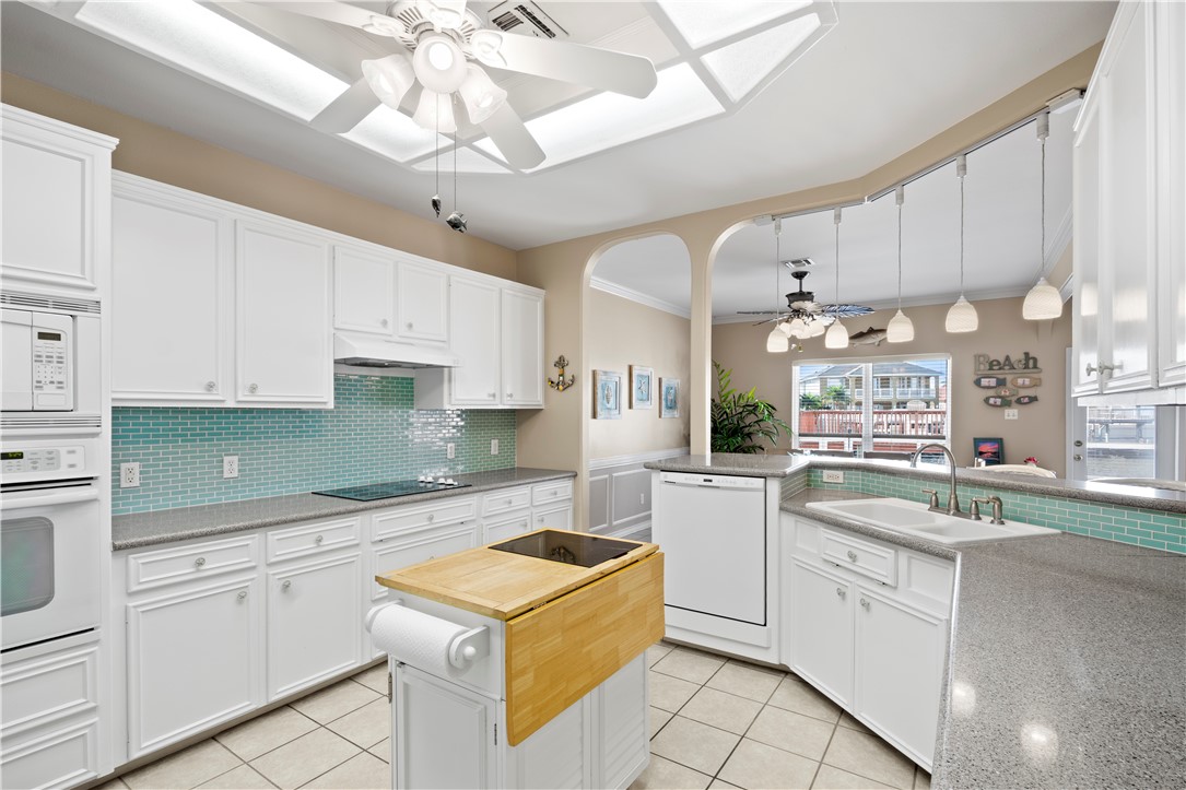 14106 Palo Seco Dr Property Photo 11