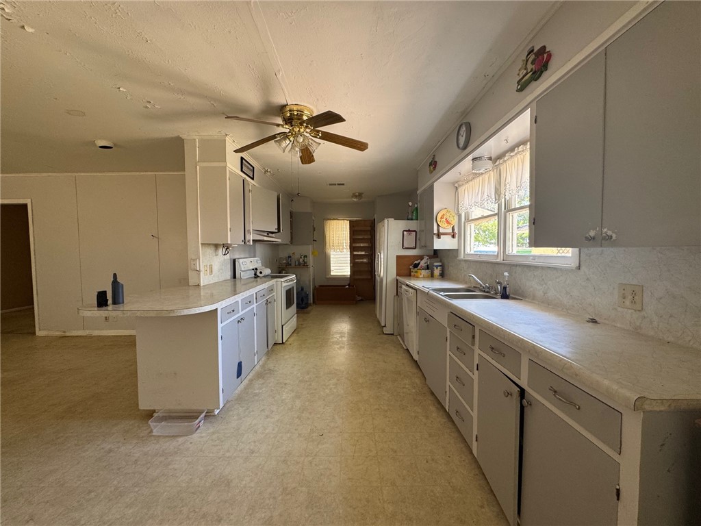 4792 County Road 77 Property Photo 9