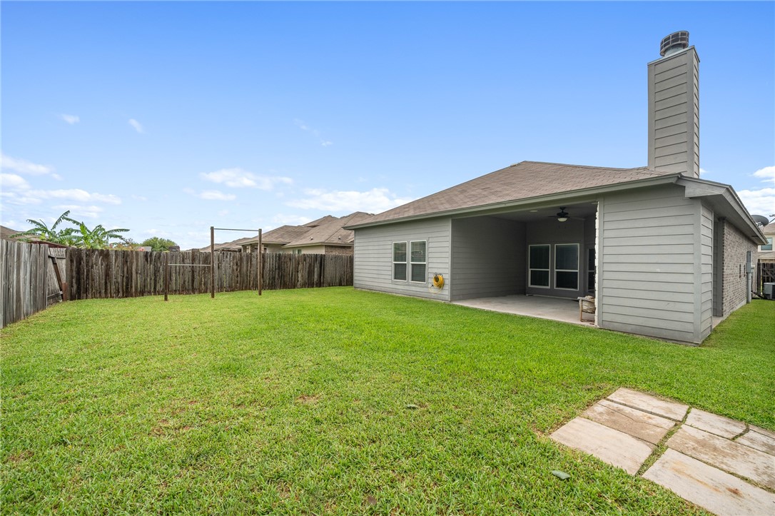 1116 Santa Catalina St Property Photo 31