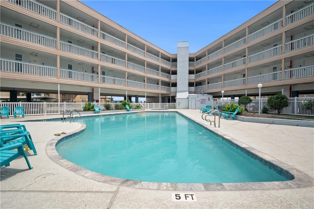 3938 Surfside Blvd 2340 Property Photo 13