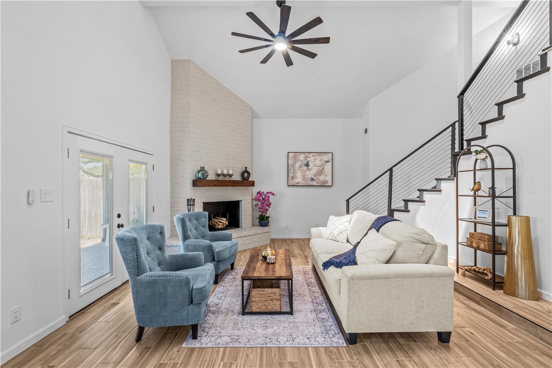 4325 Crested Butte Dr Property Photo 8