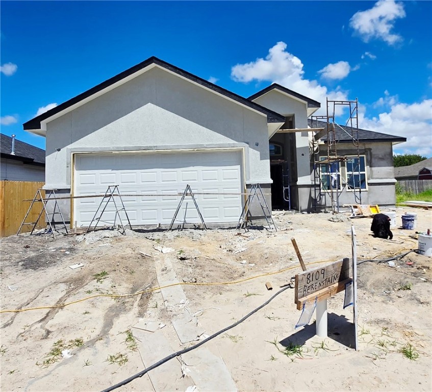 8109 Berenstain Dr Property Photo 1