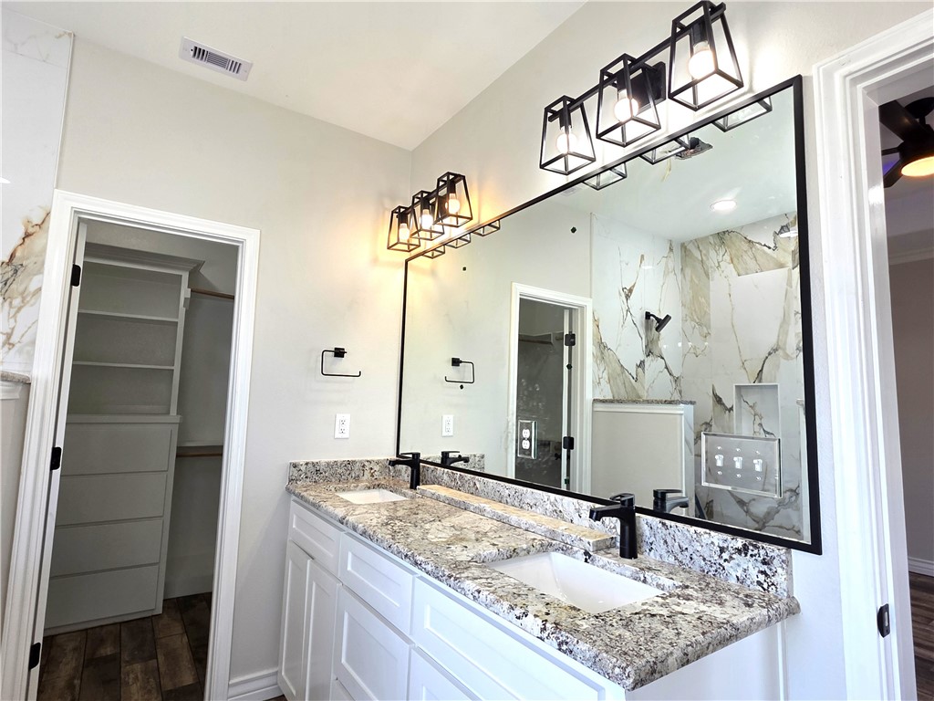 8109 Berenstain Dr Property Photo 8