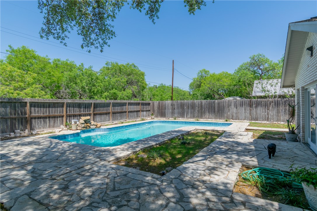 1303 Arcadia Dr Property Photo 31