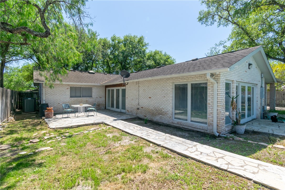 1303 Arcadia Dr Property Photo 32