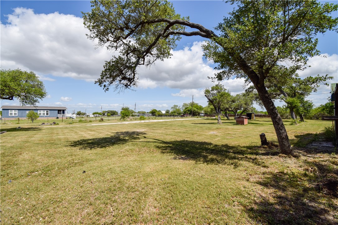 2565 Bentwood Lane Property Photo 17
