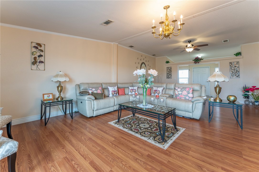 4315 Fm 1694 Property Photo 6
